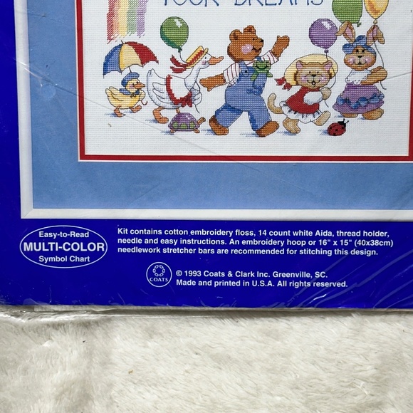 J & P Coats Counted Cross Stitch Rainbow Dreams 23524 Sealed. - Picture 4 of 6
